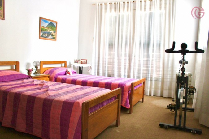 GREENWOOD VENDE IMPONENTE PROPIEDAD EN GODOY CRUZ CON 1290m2 DE TERRENO Y DOS CASAS, CUBIERTOS 558m2.