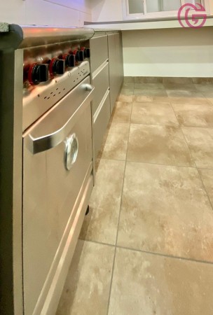GREENWOOD VENDE PROPIEDAD RECICLADA A NUEVA EN CENTRO DE MENDOZA