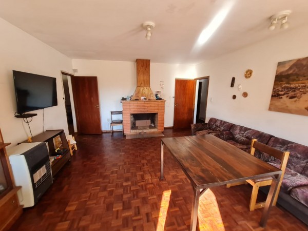 GREENWOOD VENDE CASA CON IMPORTANTE LOTE EN SAN ROQUE, MAIPU