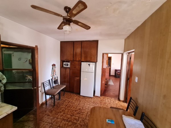 GREENWOOD VENDE CASA CON IMPORTANTE LOTE EN SAN ROQUE, MAIPU