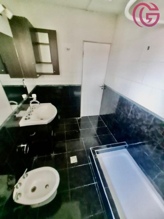 GREENWOOD INMOBILIARIA VENDE UBICADISIMOS DEPARTAMENTOS EN PRIMERA SECCION DE LA CIUDAD DE MENDOZA