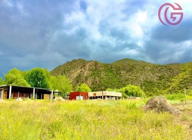 GREENWOOD VENDE HERMOSO LOTE SOBRE RUTA 89, EXCELENTE UBICACIÓN Y VISTA, A 1KM DEL MANZANO 