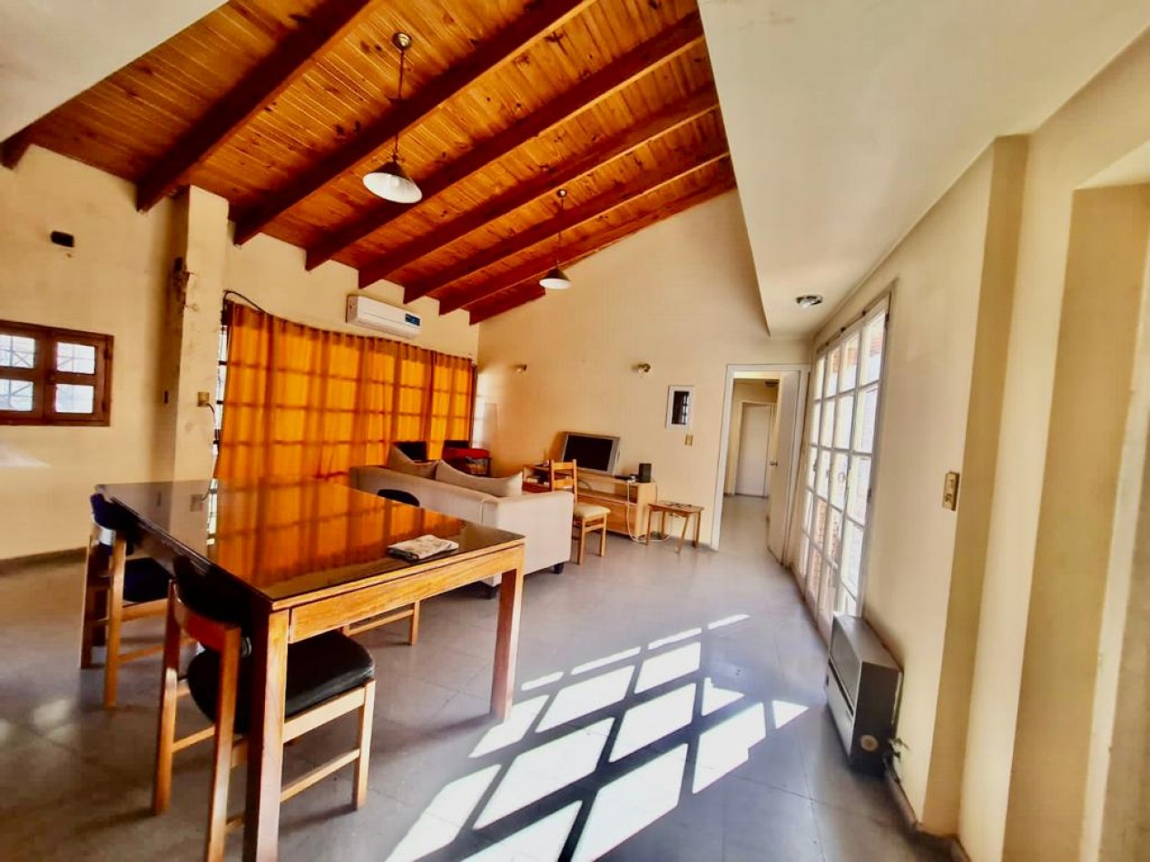GREENWOOD VENDE DEPARTAMENTO AMPLIO IDEAL AIRBNB CON LOCAL COMERCIAL EN EXCELENTE UBICACIÓN DE LA CIUDAD DE MENDOZA