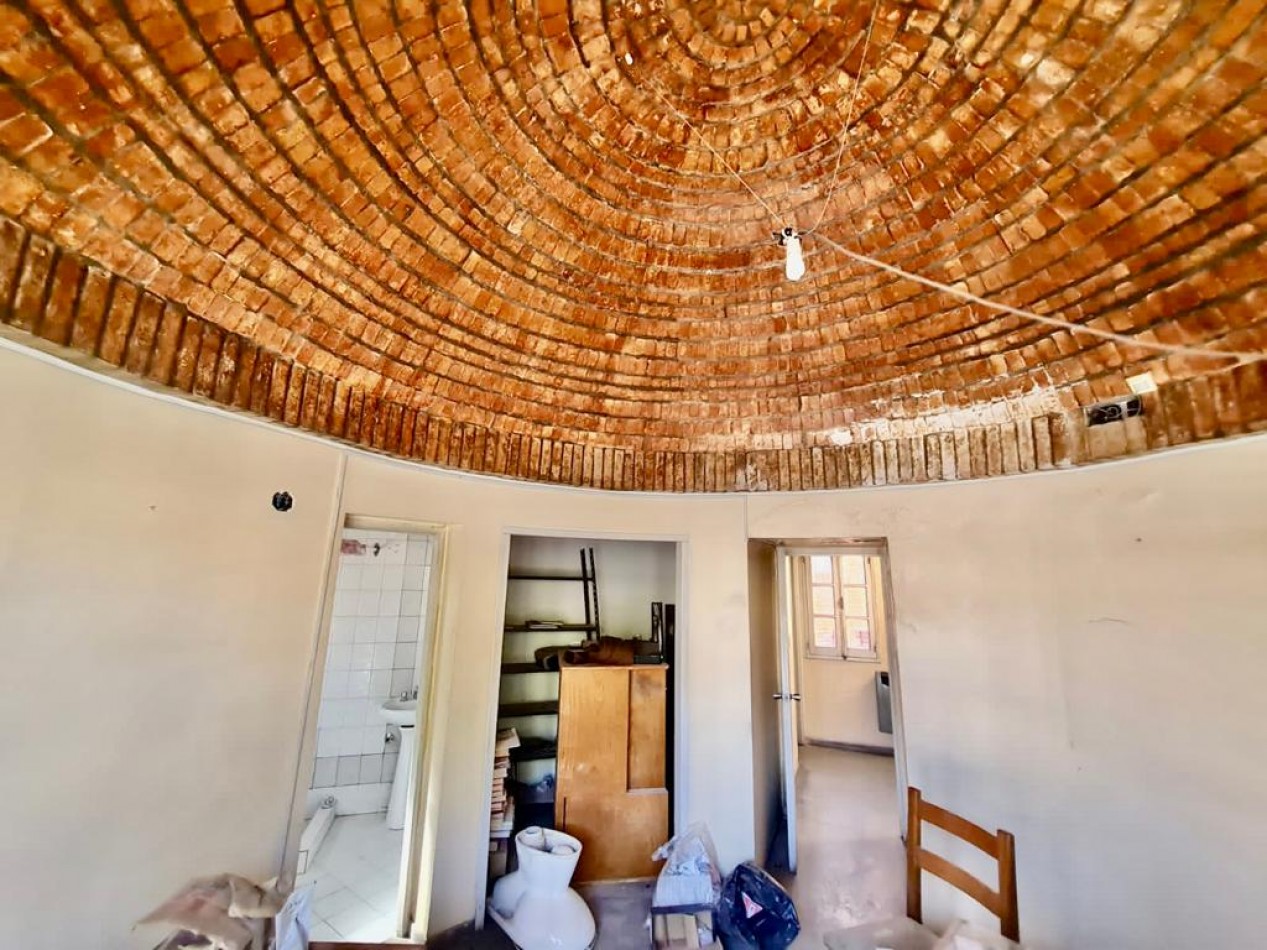 GREENWOOD VENDE DEPARTAMENTO AMPLIO IDEAL AIRBNB CON LOCAL COMERCIAL EN EXCELENTE UBICACIÓN DE LA CIUDAD DE MENDOZA