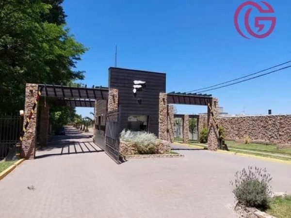 GREENWOOD VENDE LOTES CON EXCELENTE UBICACION