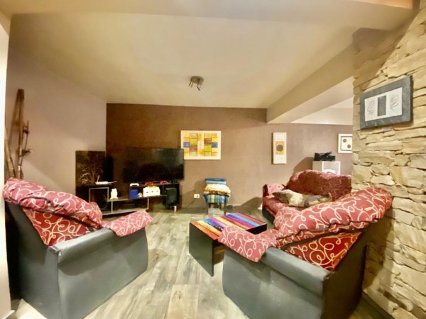 GREENWOOD VENDE CASA EN BARRIO 6 DE OCTUBRE - VILLA NUEVA - GUAYMALLEN.