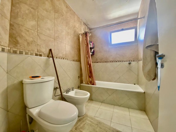 GREENWOOD VENDE CASA EN BARRIO 6 DE OCTUBRE - VILLA NUEVA - GUAYMALLEN.