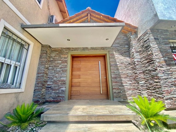 GREENWOOD VENDE CASA EN BARRIO 6 DE OCTUBRE - VILLA NUEVA - GUAYMALLEN.