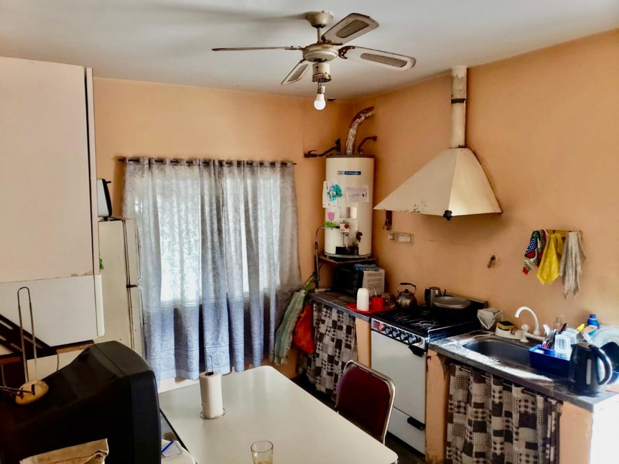 GREENWOOD VENDE CASA MAS DEPARTAMENTO EN DORREGO