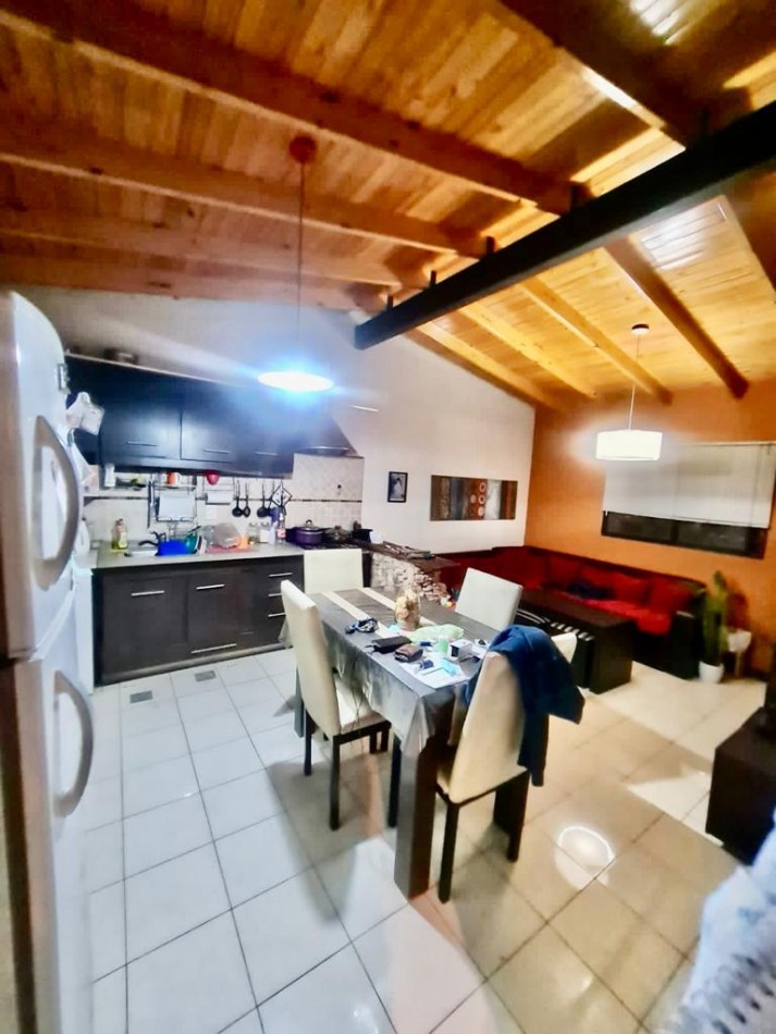 GREENWOOD VENDE CASA MAS DEPARTAMENTO EN DORREGO