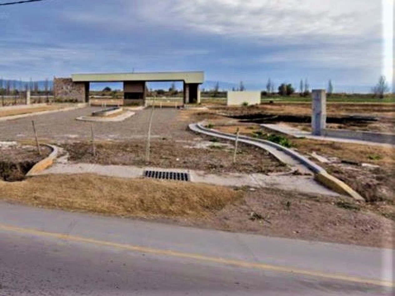 GREENWOOD VENDE LOTES EN EL DESTACADO BARRIO PRIVADO ALAMOS FLB, UBICADO EN FRAY LUIS BELTRAN, MAIPU