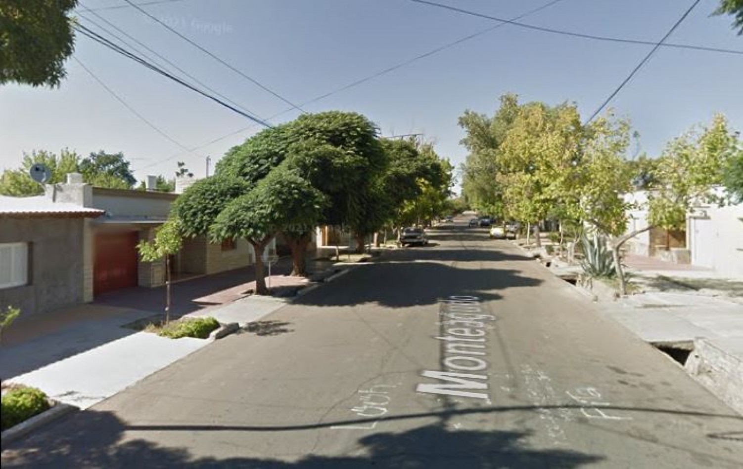 GREENWOOD VENDE LOTE EXCELENTE UBICACION CON CASA A DEMOLER.