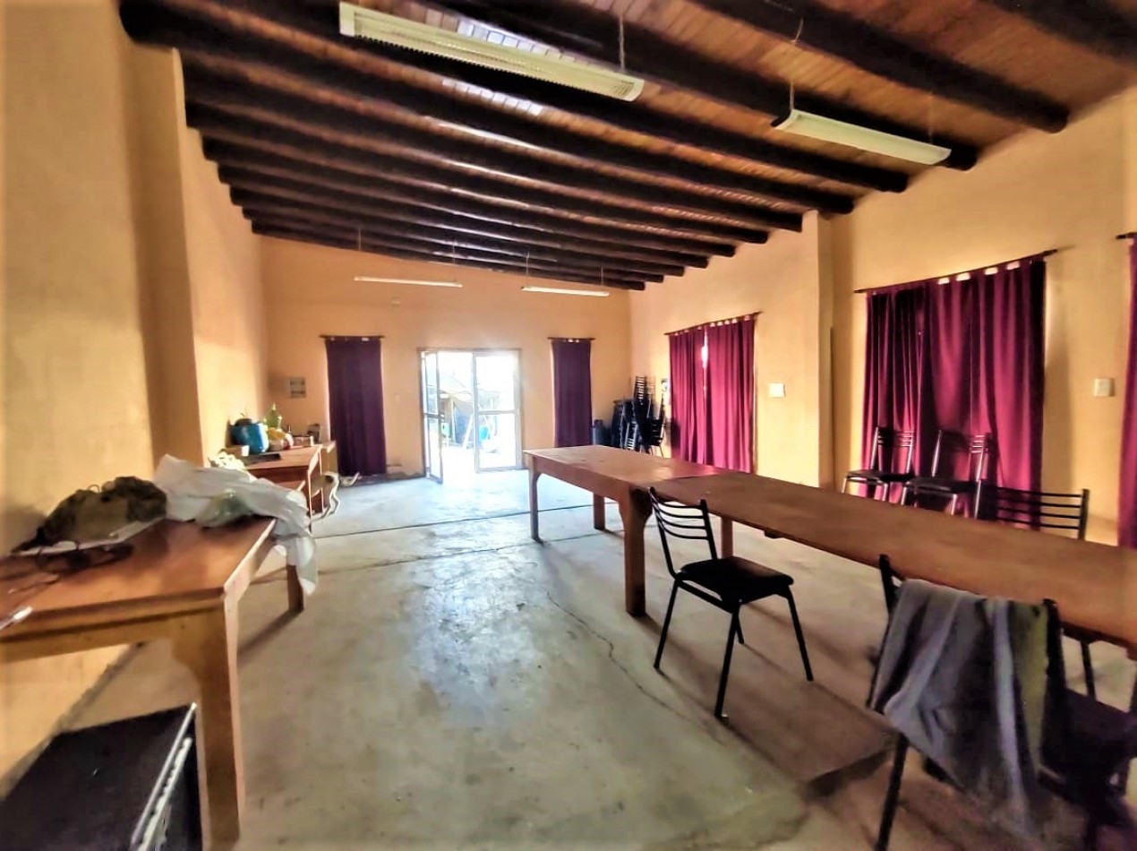 GREENWOOD VENDE VIVERO CON AMPLIO TERRENO, POSEE UN SALON COMEDOR DE GRAN DIMENSION, CASA, GALPON Y INVERNADERO, UBICADO EN LUJAN DE CUYO