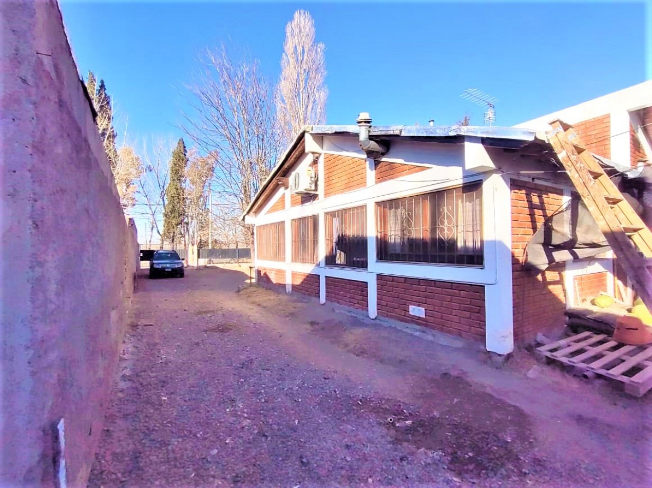 GREENWOOD VENDE VIVERO CON AMPLIO TERRENO, POSEE UN SALON COMEDOR DE GRAN DIMENSION, CASA, GALPON Y INVERNADERO, UBICADO EN LUJAN DE CUYO