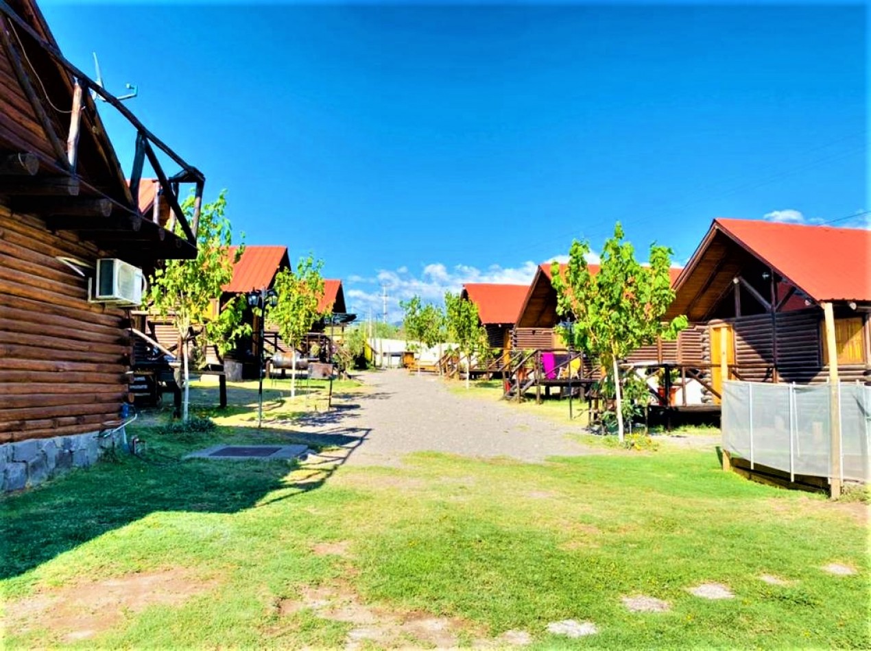 GREENWOOD VENDE INCREIBLE COMPLEJO DE 7 CABAÑAS CON AMENITIES EN EL CHALLAO, AL PIE DE CERRO ARCO, A 5 MINUTOS DE LA CIUDAD CAPITAL DE MENDOZA