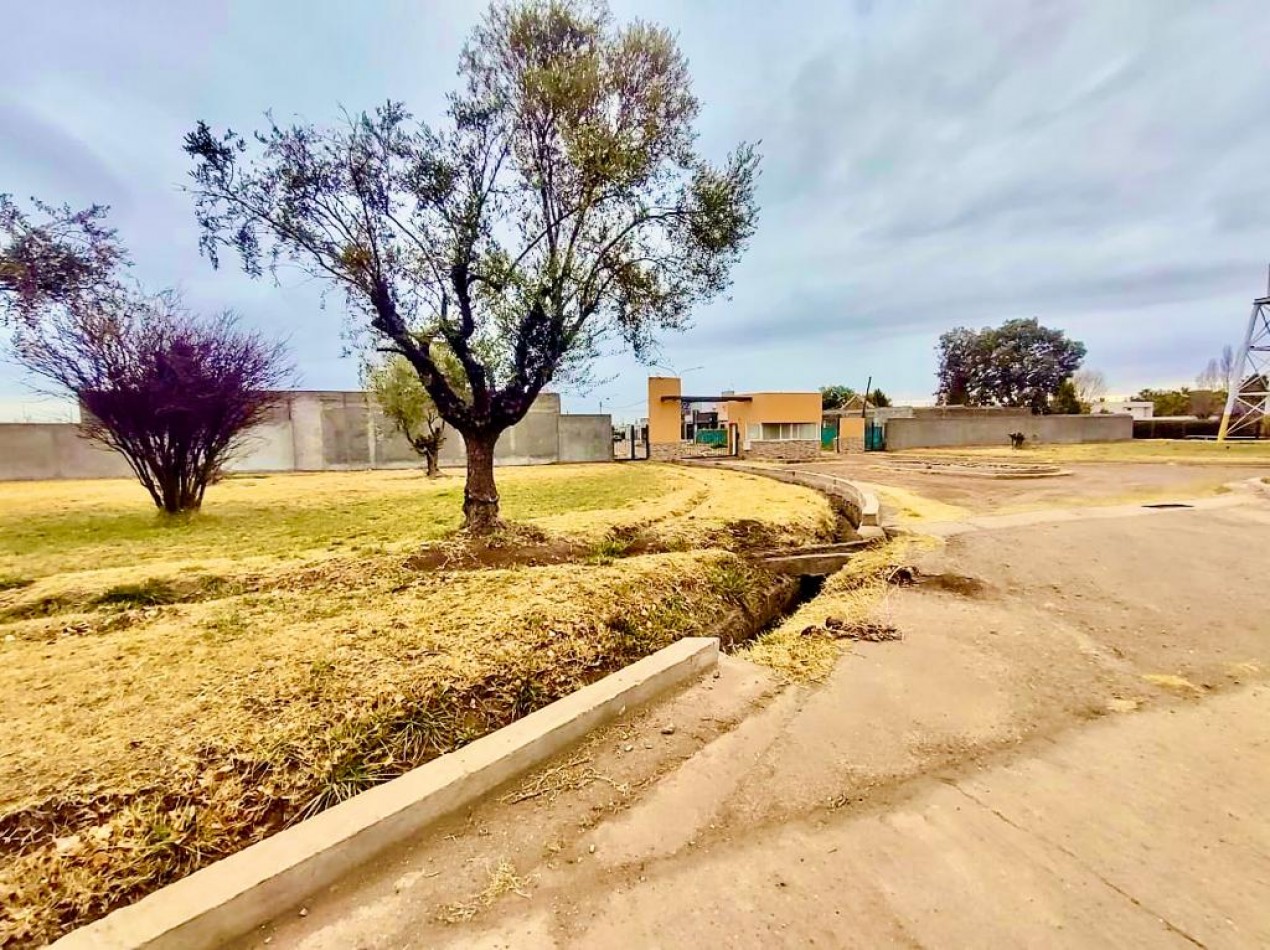 GREENWOOD VENDE LOTES DE 720m² BARRIO CERRADO DE MAIPU, TODOS LOS SERVICIOS