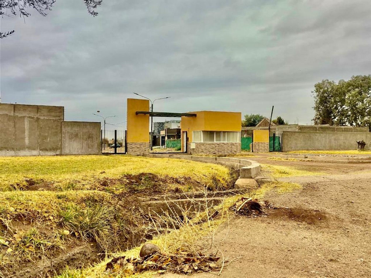 GREENWOOD VENDE LOTES DE 720m² BARRIO CERRADO DE MAIPU, TODOS LOS SERVICIOS