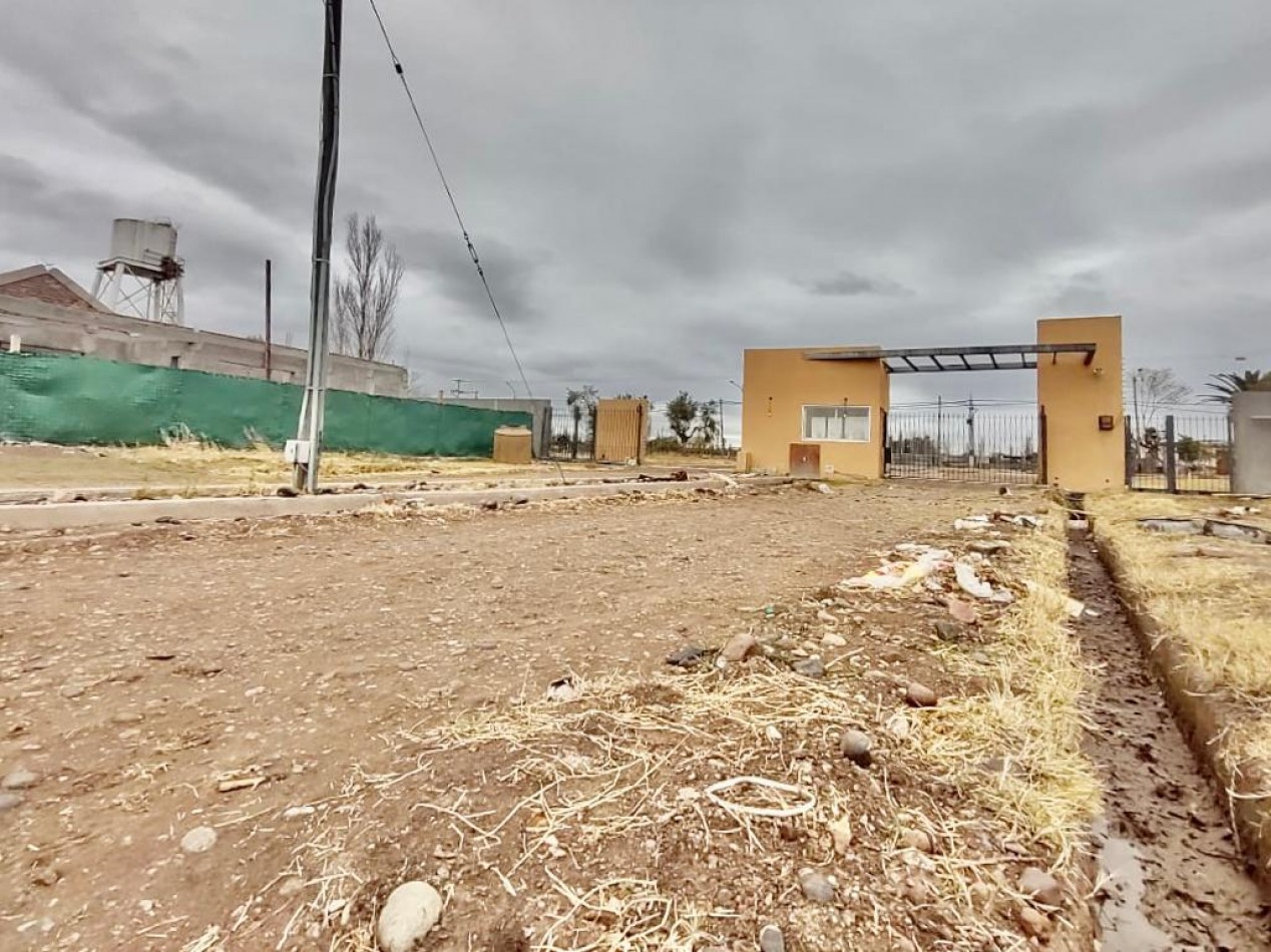 GREENWOOD VENDE LOTES DE 720m² BARRIO CERRADO DE MAIPU, TODOS LOS SERVICIOS