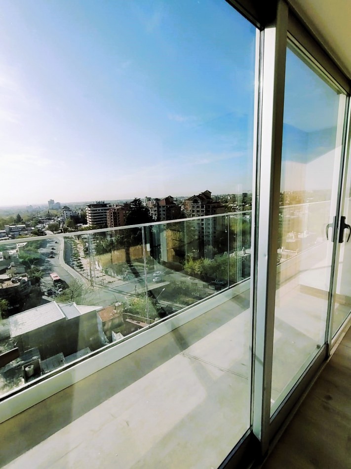 GREENWOOD VENDE EXCEPCIONAL DEPARTAMENTO EN PISO 8 EN LA INIGUALABLE TORRE LELOIR, DISTINCION EN LO ALTO DE MENDOZA.