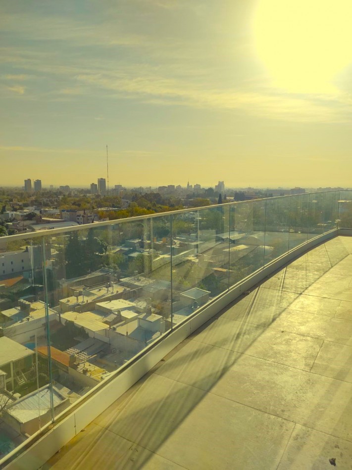 GREENWOOD VENDE EXCEPCIONAL DEPARTAMENTO EN PISO 8 EN LA INIGUALABLE TORRE LELOIR, DISTINCION EN LO ALTO DE MENDOZA.