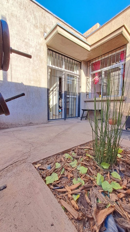GREENWOOD VENDE BELLISIMA CASA EN PERDRIEL DE LUJAN DE CUYO.