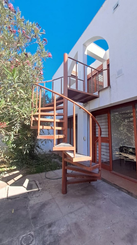 GREENWOOD VENDE ESPECTACULAR EDIFICIO, EXCELENTE OPORTUNIDAD DE NEGOCIO EN LUJAN DE CUYO.
