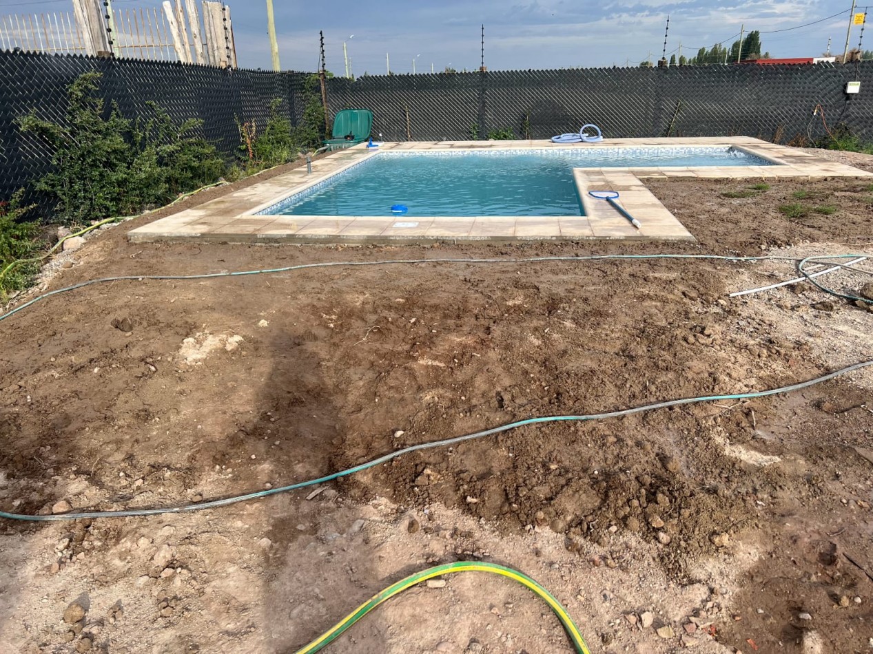 GREENWOOD VENDE LOTE CON ESPECTACULAR PISCINA EN MAIPU.