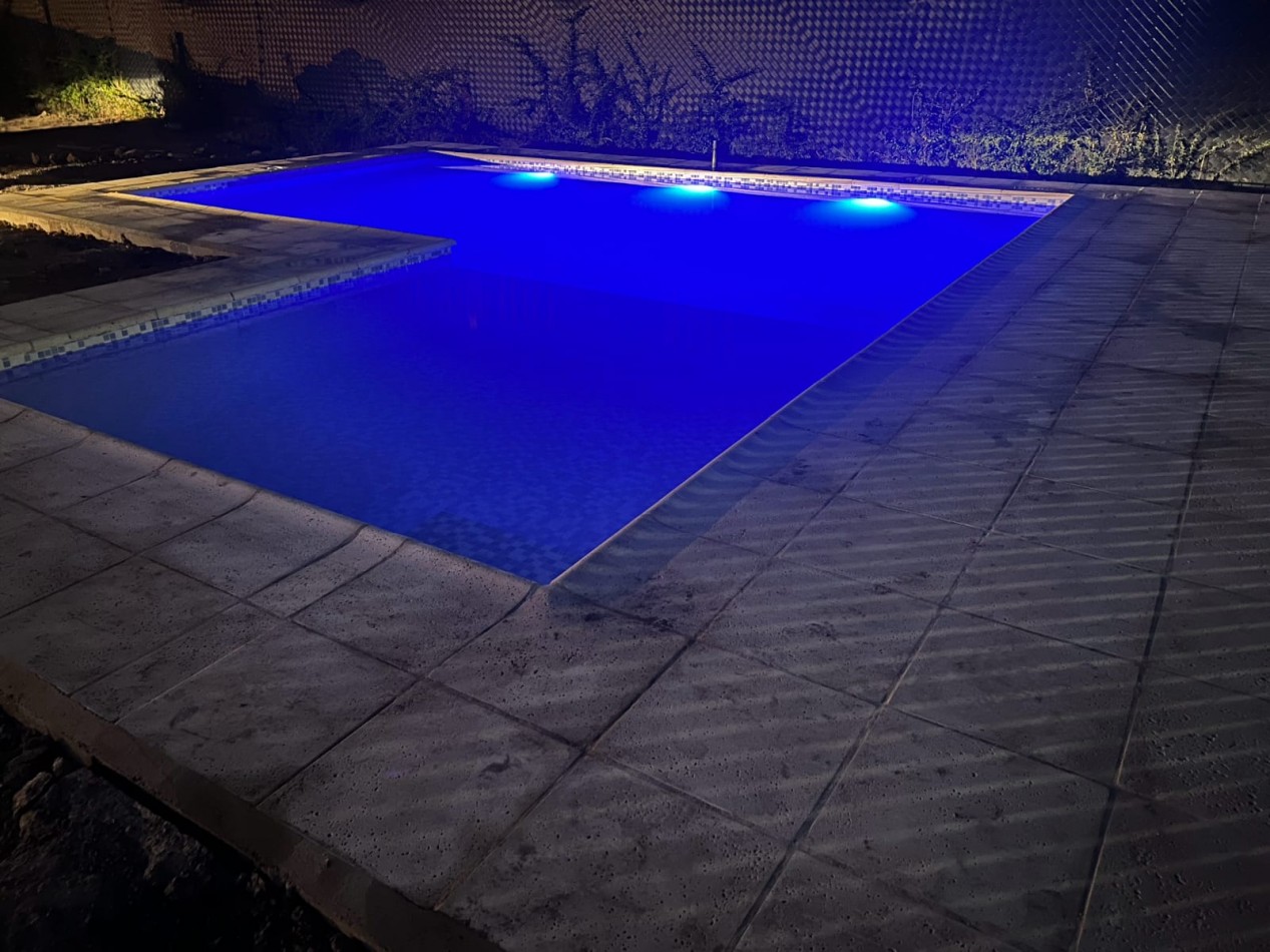 GREENWOOD VENDE LOTE CON ESPECTACULAR PISCINA EN MAIPU.