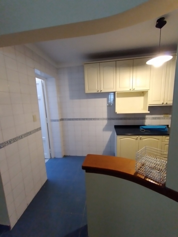 GREENWOOD VENDE HERMOSA CASA EN BARRIO BOMBAL UBICADA EN ALMIRANTE BROWN 1840. GODOY CRUZ