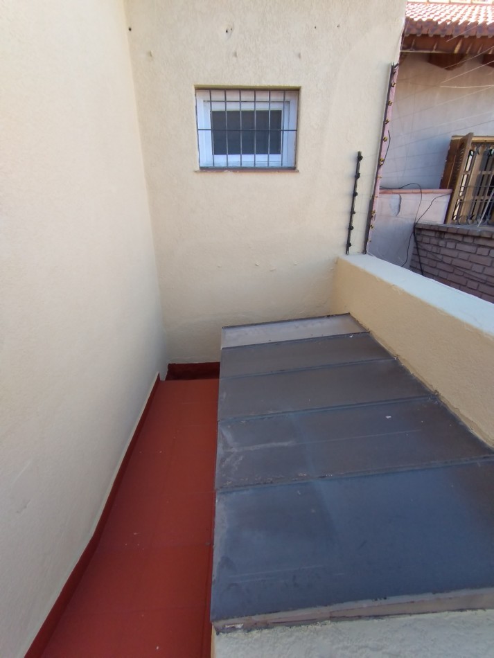 GREENWOOD VENDE HERMOSA CASA EN BARRIO BOMBAL UBICADA EN ALMIRANTE BROWN 1840. GODOY CRUZ