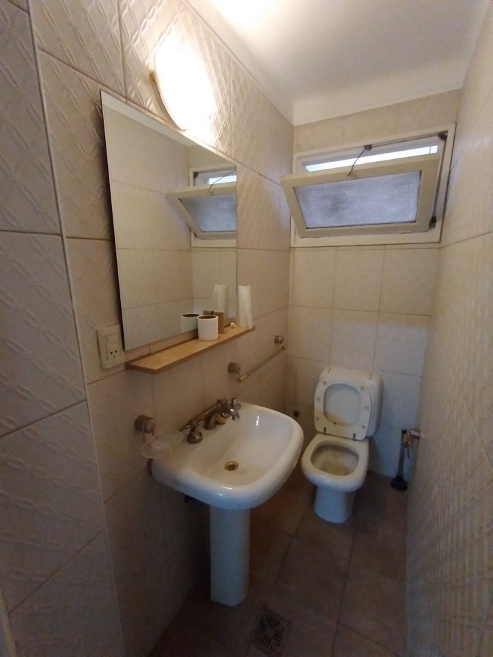 GREENWOOD VENDE HERMOSA CASA EN BARRIO BOMBAL UBICADA EN ALMIRANTE BROWN 1840. GODOY CRUZ
