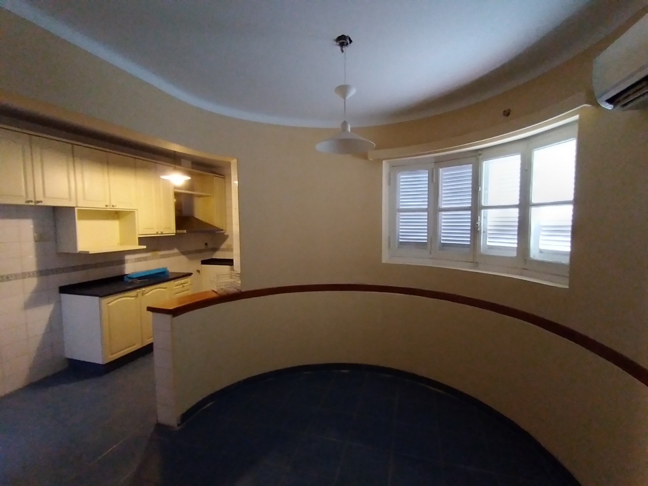 GREENWOOD VENDE HERMOSA CASA EN BARRIO BOMBAL UBICADA EN ALMIRANTE BROWN 1840. GODOY CRUZ