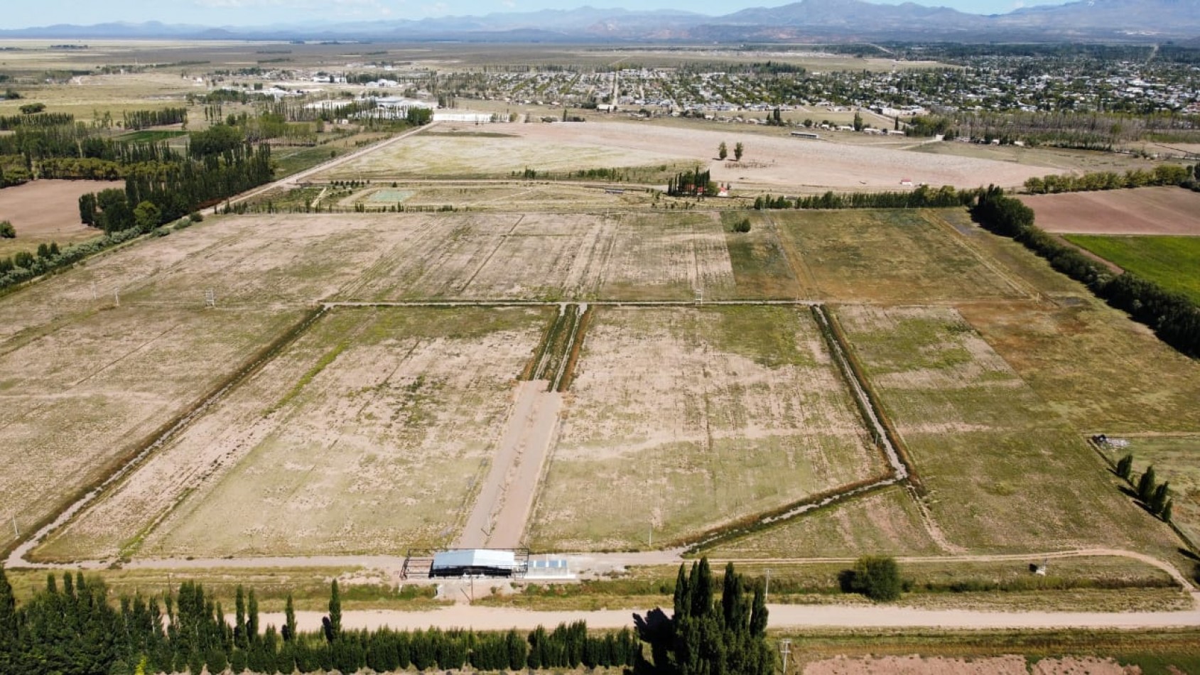 GREENWOOD INVERSIONES INMOBILIARIA PRESENTA EL PRIMER BARRIO PRIVADO DE MALARGUE, SUR DE MENDOZA,  LOS ABEDULES 