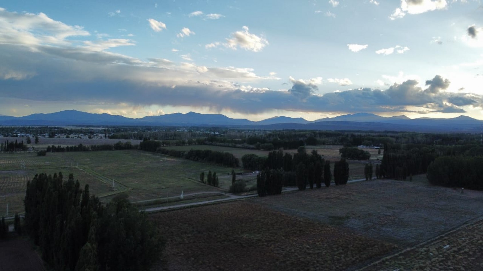 GREENWOOD INVERSIONES INMOBILIARIA PRESENTA EL PRIMER BARRIO PRIVADO DE MALARGUE, SUR DE MENDOZA,  LOS ABEDULES 