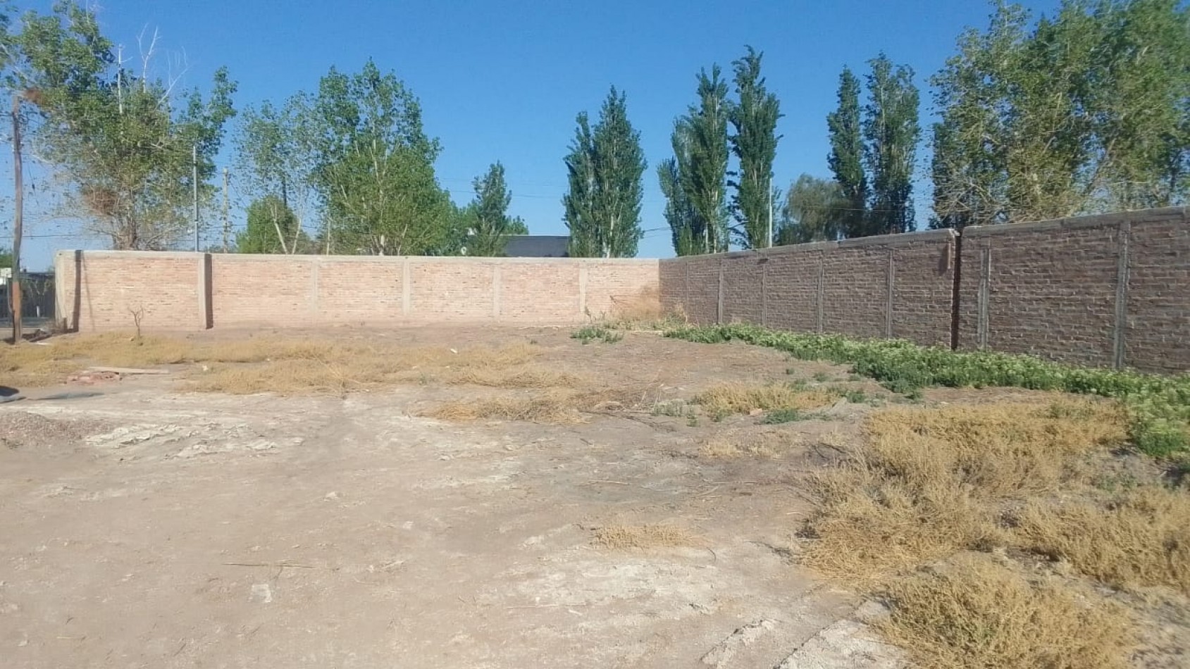 GREENWOOD VENDE LOTE EN GUAYMALLEN
