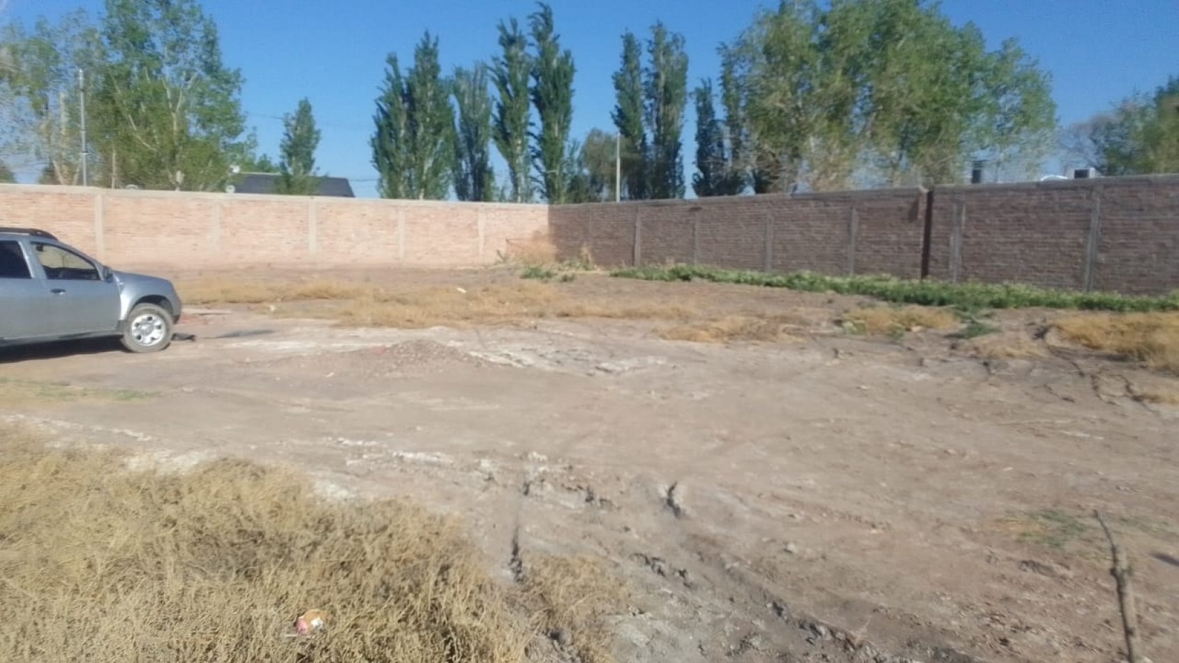 GREENWOOD VENDE LOTE EN GUAYMALLEN