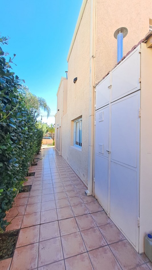 GREENWOOD VENDE CASA EN BARRIO PRIVADO "ALDEA DE TORREBLANCA" EN RODEO DE LA CRUZ GLLEN.