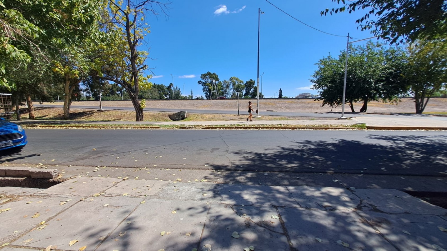 GREENWOOD VENDE TERRENO SOBRE ACCESO ESTE GUAYMALLEN.