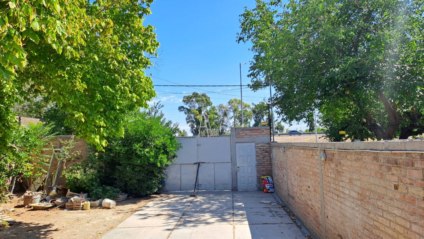 GREENWOOD VENDE TERRENO SOBRE ACCESO ESTE GUAYMALLEN.
