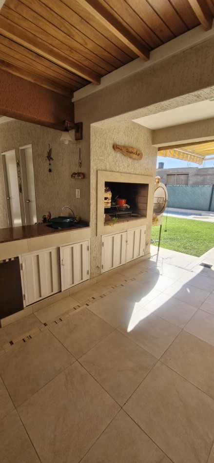 GREENWOOD VENDE  EXCLUSIVA RESIDENCIA DE DISEÑO Y CONFORT