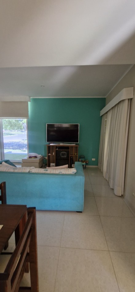 GREENWOOD VENDE  EXCLUSIVA RESIDENCIA DE DISEÑO Y CONFORT