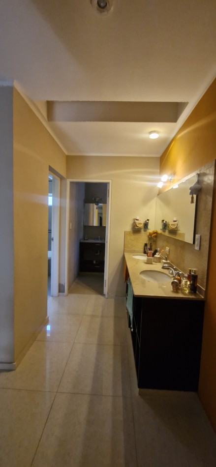 GREENWOOD VENDE  EXCLUSIVA RESIDENCIA DE DISEÑO Y CONFORT