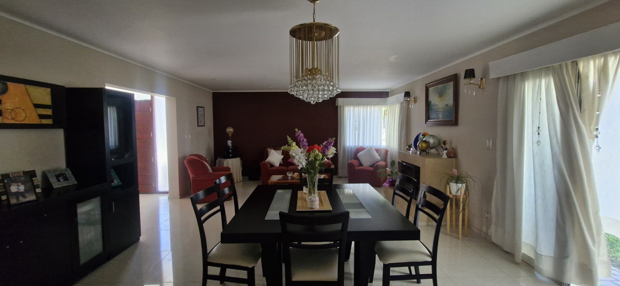 GREENWOOD VENDE  EXCLUSIVA RESIDENCIA DE DISEÑO Y CONFORT