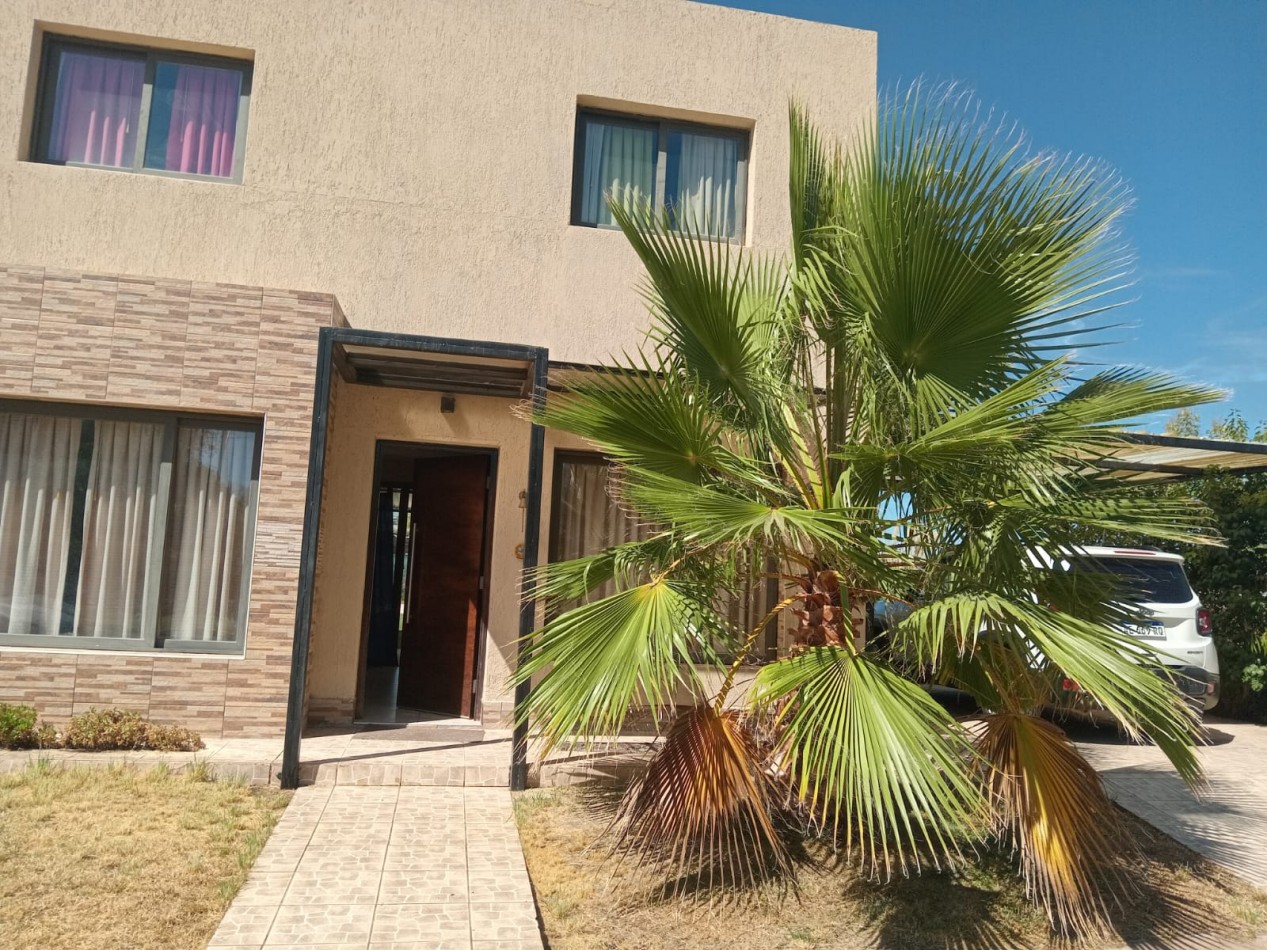 GREENWOOD VENDE CASA EN EL  COMPLEJO EL CARRASCAL  LUNLUNTA, MAIPU.