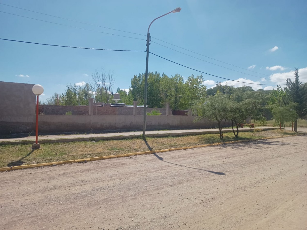 GREENWOOD VENDE TERRENO CON CABAÑA EN EL CARRIZAL DE ABAJO, LUJAN DE CUYO.