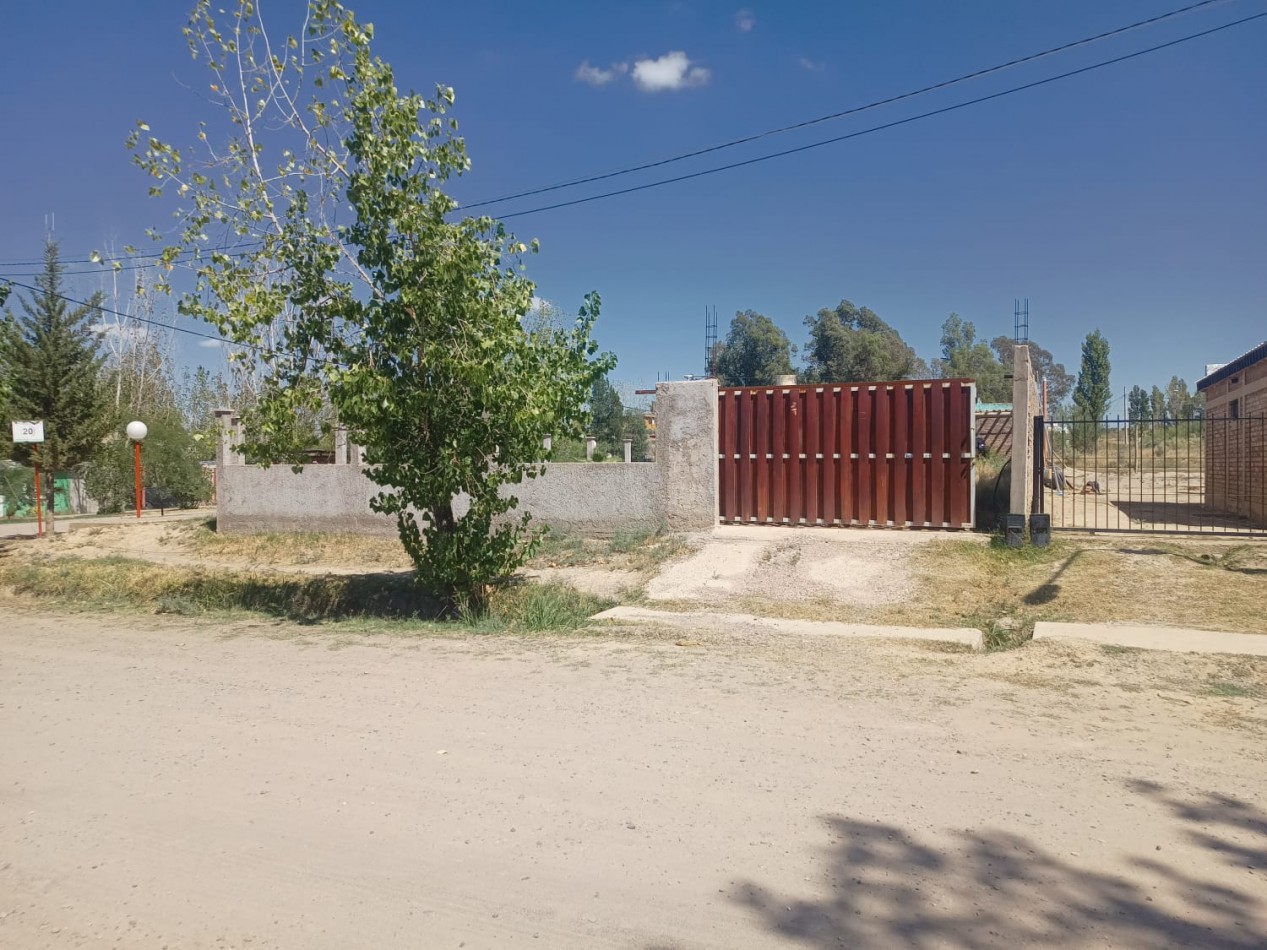 GREENWOOD VENDE TERRENO CON CABAÑA EN EL CARRIZAL DE ABAJO, LUJAN DE CUYO.