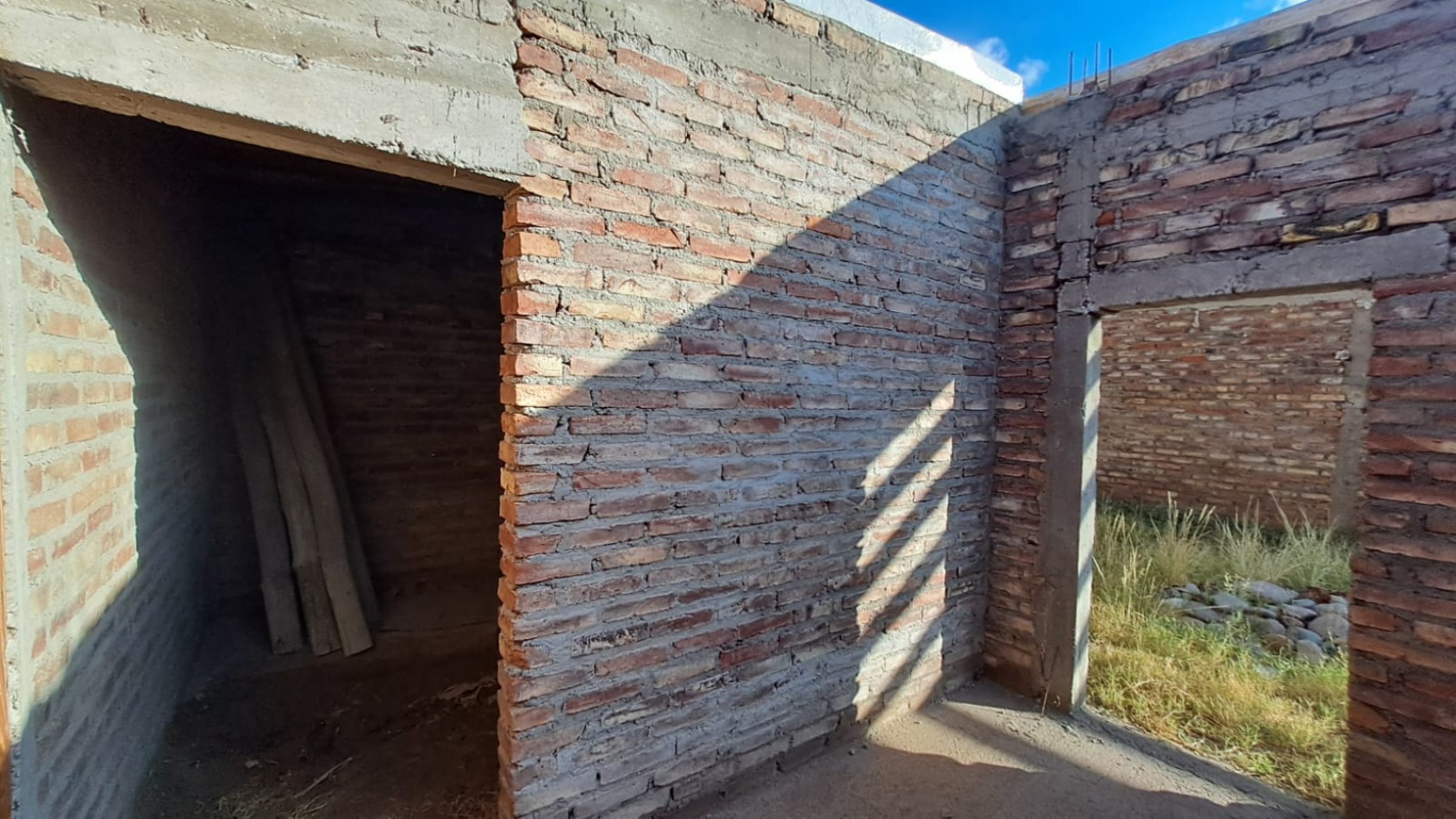 GREENWOOD VENDE TERRENO CON CABAÑA EN EL CARRIZAL DE ABAJO, LUJAN DE CUYO.