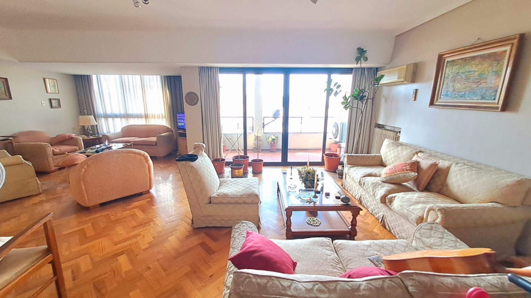 GREENWOOD VENDE PISO DE CATEGORIA EN CIUDAD DE MENDOZA.