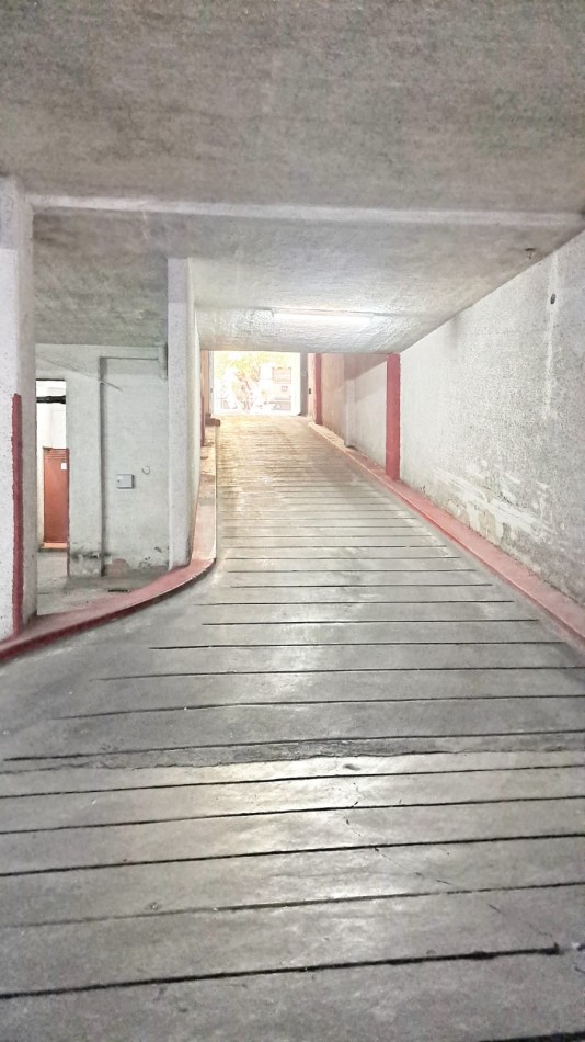 GREENWOOD VENDE PISO DE CATEGORIA EN CIUDAD DE MENDOZA.