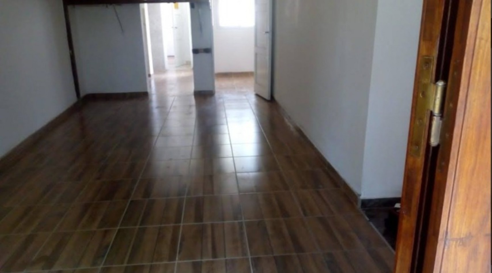 GREENWOOD INMOBILIARIA VENDE HERMOSA CASA EN  FRENTE DE LA COSTANERA 
